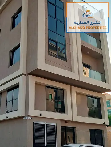 فرصة استثمارية مميزة لامتلاك بناية سكنية في منطقة الراشدية 2 بعجمان