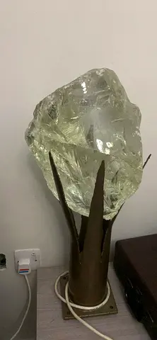 Rate ROCK CRYSTAL LAMP - COLLECTABLE