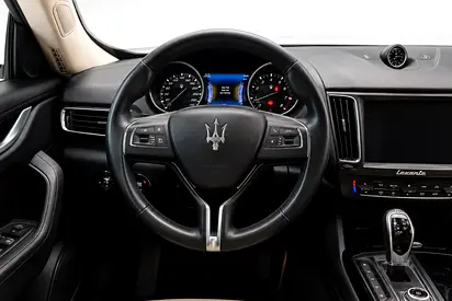 صورة 11 لـ 2017 Maserati LEVANTE