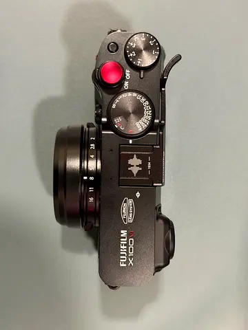 Fujifilm X100VI compact fixed-lens mirrorless camera - excellent condition with box and accessories