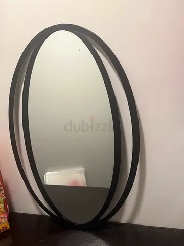 Console black with adjustable mirror