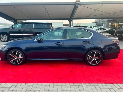 صورة 4 لـ 2017 Lexus GS-SERIES