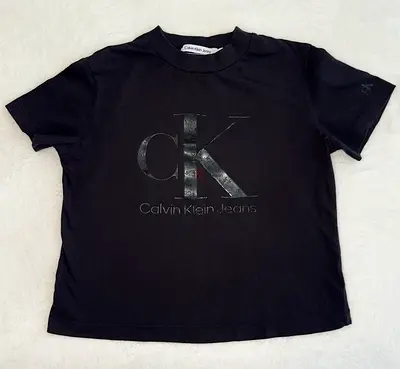 Black t-shirt Calvin Klein