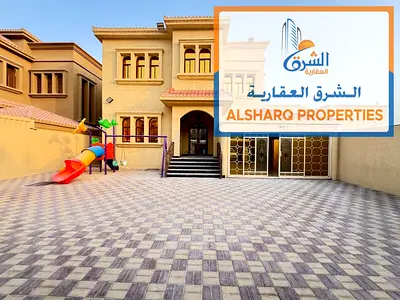 * فيلا فاخره خ غرف بالمويهات ١ *   * صالة كبيرة * صالة إضافية في الطابق العلوي * مجلس داخلي * مجلس خارجي * مطبخ رئيسي * مطبخ تحضيري * حوش كبير * مس