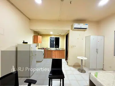 Lavish Furnished Studio Apartment With Separate Kitchen Close To Safari Mall