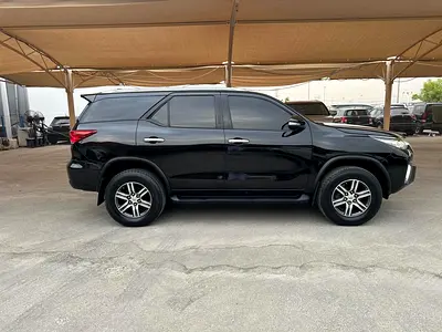 2017 Toyota FORTUNER 照片 11