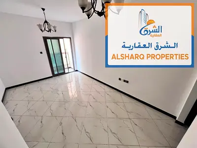 Balcony with an open view - 2 bathrooms - Prime location behind Delta Centre and all services - Easy access to Dubai