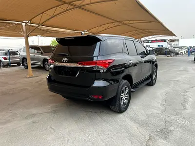 2017 Toyota FORTUNER 照片 5