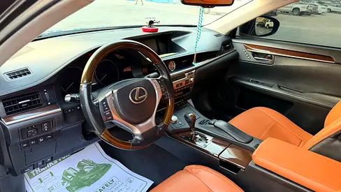 صورة 5 لـ 2013 Lexus ES-SERIES