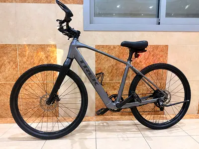 Trek Dual Sport+ 2 lightweight hybrid electric fitness bike