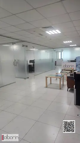 مفروش مع باركن