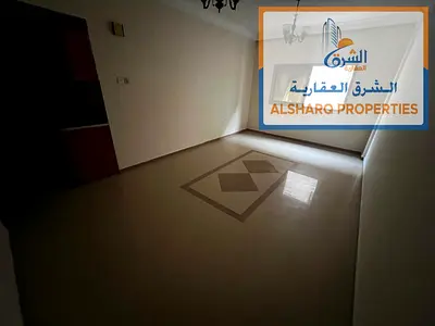 Very large space - Separate kitchen - 6 installments - Prime location directly opposite Sharjah and close to all services - Easy access to Sharjah and