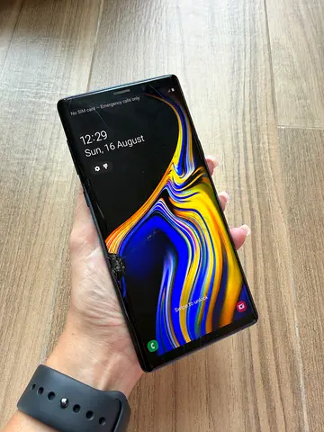 Samsung Galaxy Note 9 - Broken Screen