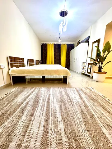 DESERT THRONE  HOSTEL