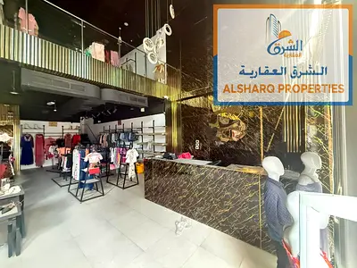 Commercial space - large area suitable for all activities - in a vibrant area - close to all services
