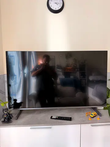 Hisense 50 inch QLED Smart TV E7N-Quantum Dot Colour, AI Picture, Dolby Vision, Dolby Atmos, Share t