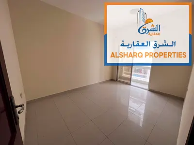 Balcony with an open view - Separate living room - Prime location close to all services - Easy access to Dubai
