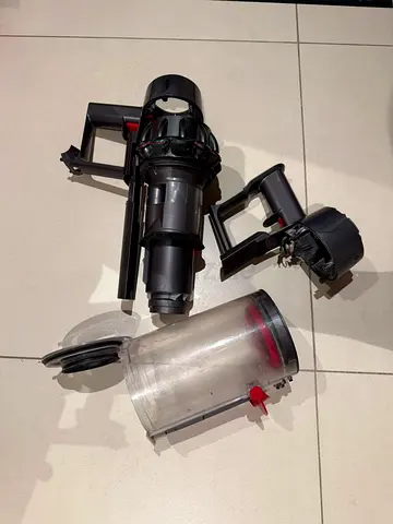I'm buying old, broken dyson vacuum cleaners
