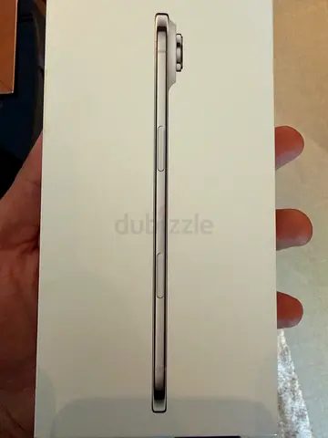 UAE Apple iPhone 17 Air 1TB – Cloud White – Brand New Open Box