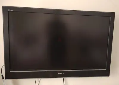 Sony Bravia 40-inch LED TV - Good Working Condition
تلفزيون Sony Bravia LED مقاس 40 بوصة – بحالة ج