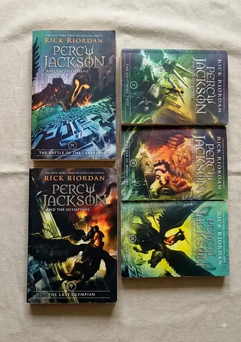 Percy Jackson & The Olympians - Complete 5-Book Series Set (Rick Riordan)