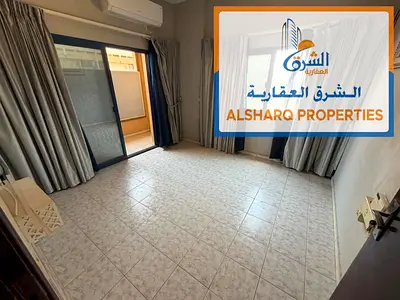 A prime opportunity to live in a prestigious and vibrant location: a two-bedroom apartment for annual rent, second row from Ajman Corniche. Suitable