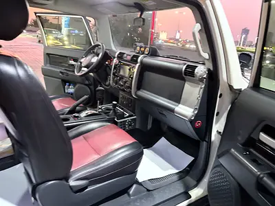 2015 Toyota FJ CRUISER photo 8
