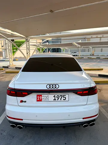 صورة 5 لـ 2022 AUDI S8
