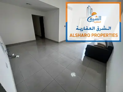 بلكونة بإطلالة بحرية _ غرفتين وصالة _ غرفتين ماستر _ تشطيبات راقية _ بجوار ابراج الكورنيش