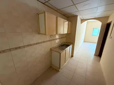 ستديو كبير بسعر لقطة | 19,000 درهم | ستديو للإيجار السنوي | المويهات 3