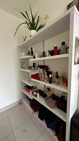 White 5-Shelf Bookcase / Display Unit - Good Condition
