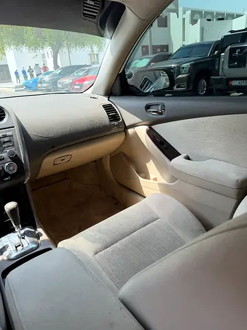 2011 Nissan ALTIMA — миниатюра 5