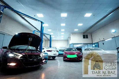 Industrial Car Garage 4 – Sharjah | Fully Ready to Operate | Existing and Renewed License | Mechanical, Electrical, Bodywork, and Painting Equipment.
