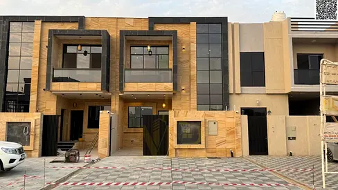 فيلا بسعر شامل الرسوم والتمليك تملك فيلا الأحلام و استثمر بأسلوب راقي في فيلا فاخرة في قلب عجمان" اغتنمها
