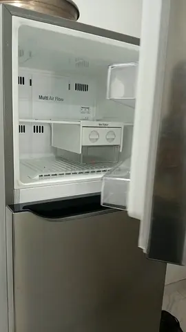 LG Top Freezer Refrigerator - Good Working Condition