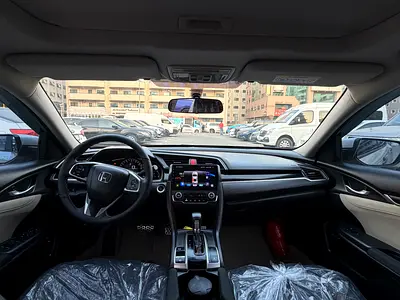 2020 Honda CIVIC — фото 7
