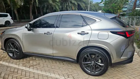 Lexus NX 350h Premier - 2024 - GCC Specs - 31km - 1 Lady Owner - Newly Serviced