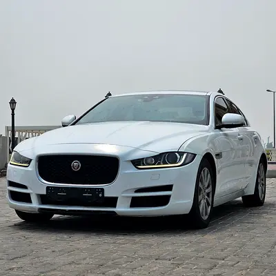 صورة 2 لـ 2016 Jaguar XE