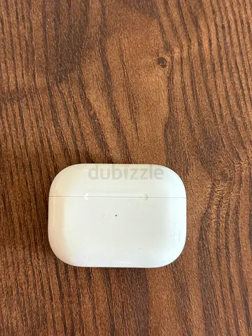Apple AirPods (1st/2nd gen) charging case - good condition