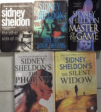 Lot of 5 Sidney Sheldon Paperback Novels - Mixed Titles. Each for 10 aed