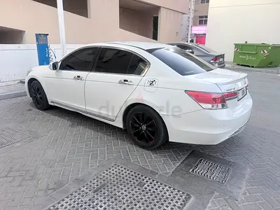 Honda Accord Sport Special Edition 2012 GCC Specs