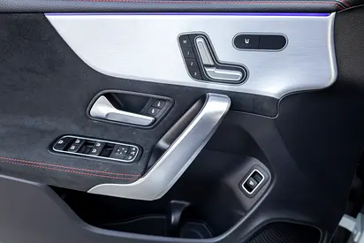 Mercedes-Benz CLA 35 AMG, миниатюра 11