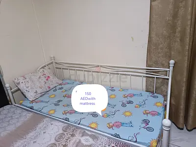 URGENTLY WANT TO SELL!!! White metal single bed frame with mattress 90x200 cm