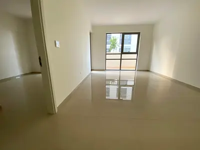One bedroom // 2 Washroom // Private Garden // Semi Closed Kitcehn //