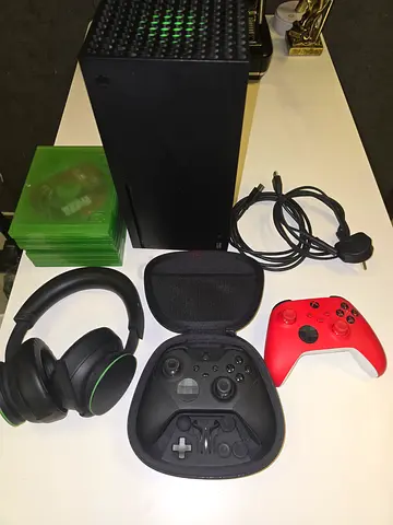 Ultimate Xbox Series X Pro Bundle - Elite Series 2, Headset, 2 Controllers & 9Games