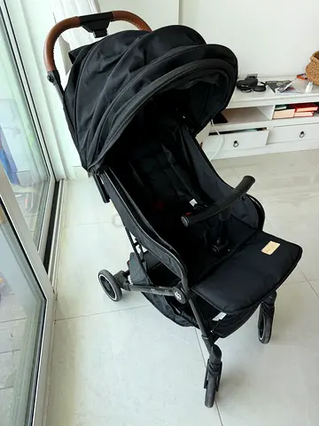 Lightweight black standard baby stroller, good condition