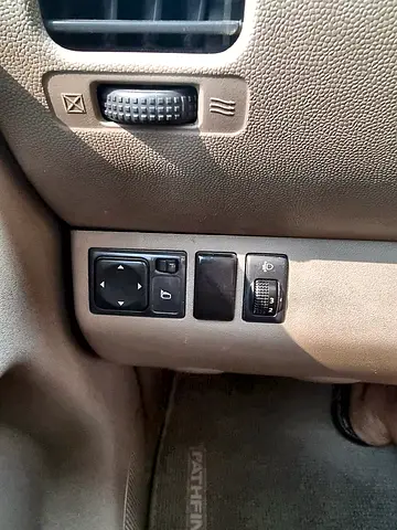 2012 Nissan PATHFINDER — миниатюра 11