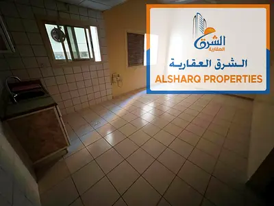 استوديو واسع في النعيمية 1 بجوار فندق العين تكييف مركزي وصيانة المالك مخرج سهل للشارقة ودبي ومحمد بن زايد بـ 18 ألف على 6 دفعات اخطفه الآن