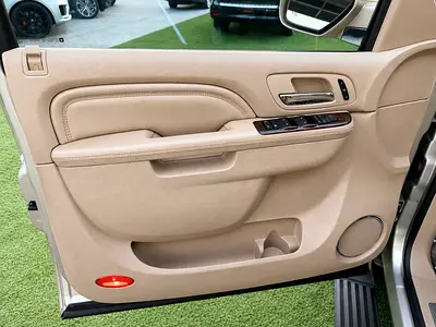 صورة مصغرة 16 لـ 2015 Cadillac ESCALADE