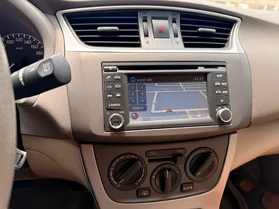 2015 Nissan TIIDA 照片 6